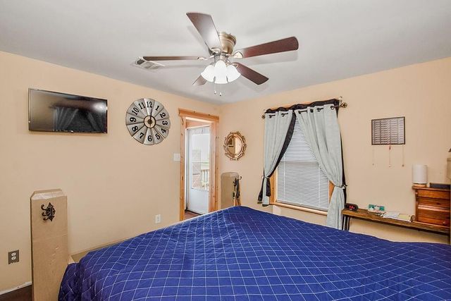 727 18th Street, Dickinson, TX 77539