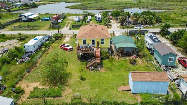 727 18th Street, Dickinson, TX 77539