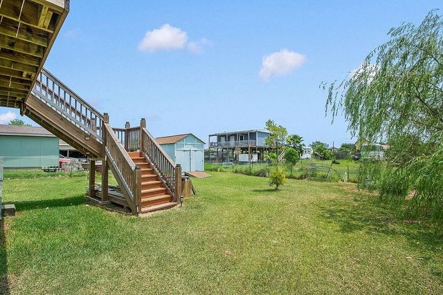 727 18th Street, Dickinson, TX 77539