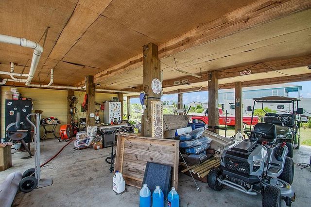 727 18th Street, Dickinson, TX 77539