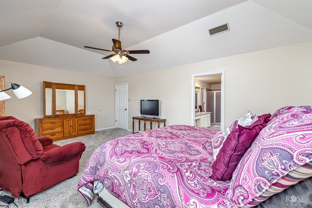 Image 16 of property listing at 3421 Ridgecrest Lane, San Angelo, TX 76904