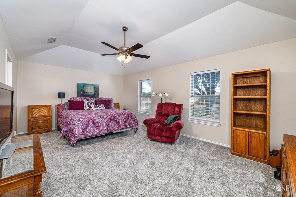 Image 17 of property listing at 3421 Ridgecrest Lane, San Angelo, TX 76904