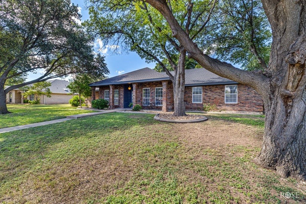 Image 31 of property listing at 3421 Ridgecrest Lane, San Angelo, TX 76904