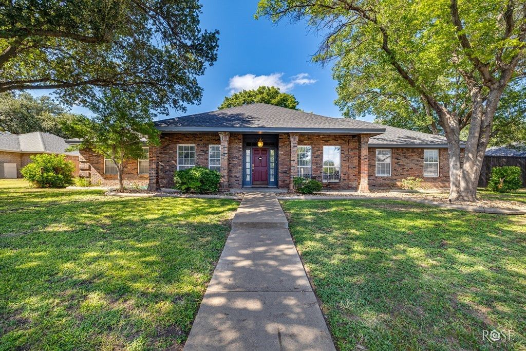Image 34 of property listing at 3421 Ridgecrest Lane, San Angelo, TX 76904