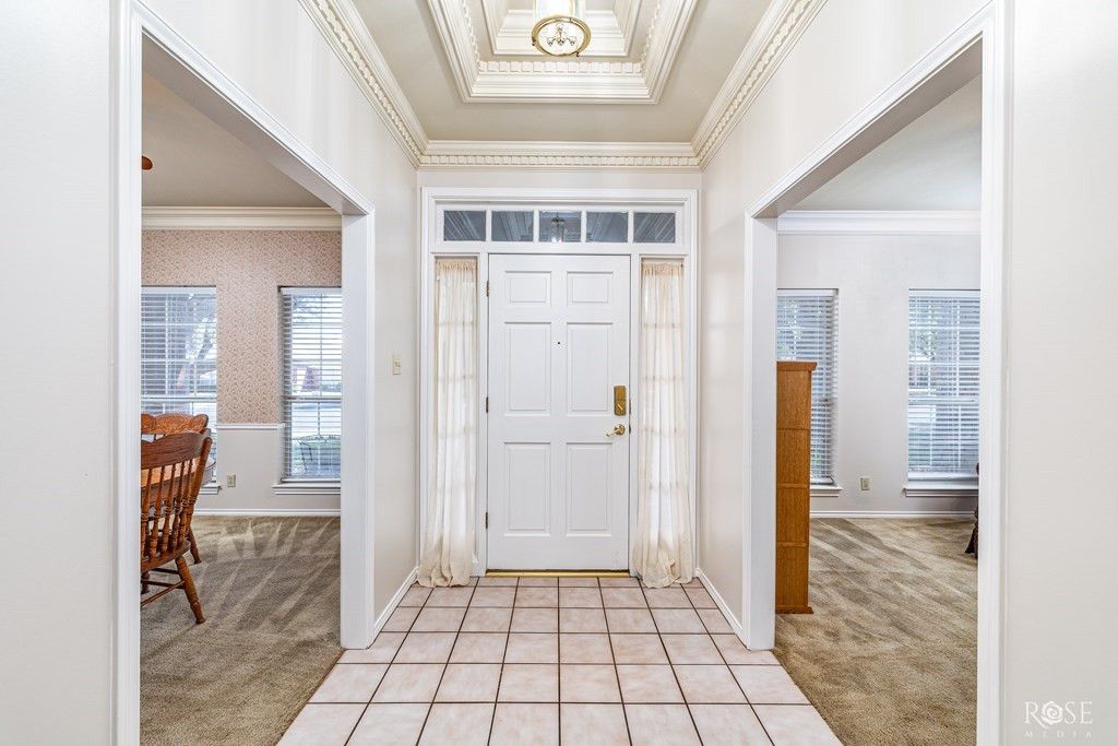 Image 6 of property listing at 3421 Ridgecrest Lane, San Angelo, TX 76904