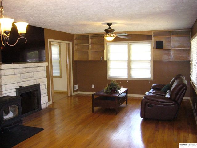 707 N Bellevue Boulevard, Bellevue, NE 68005