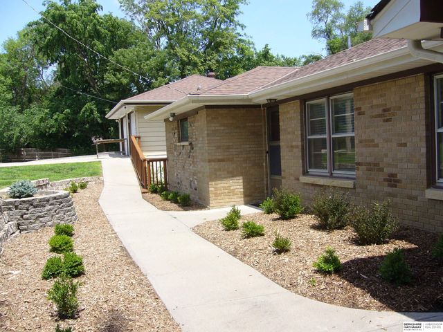 707 N Bellevue Boulevard, Bellevue, NE 68005