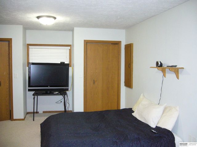 707 N Bellevue Boulevard, Bellevue, NE 68005