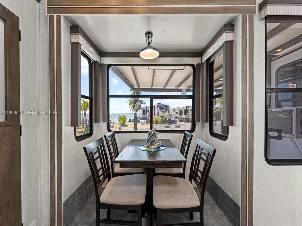 Image 27 of property listing at 325 Calusa ST 321, Key Largo, FL 33037