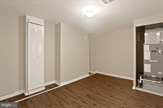 6060 HOLLOW KNOLL CT, Springfield, VA 22152
