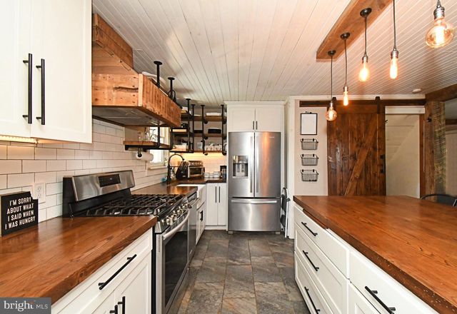 350 PRESTON RD, Wernersville, PA 19565