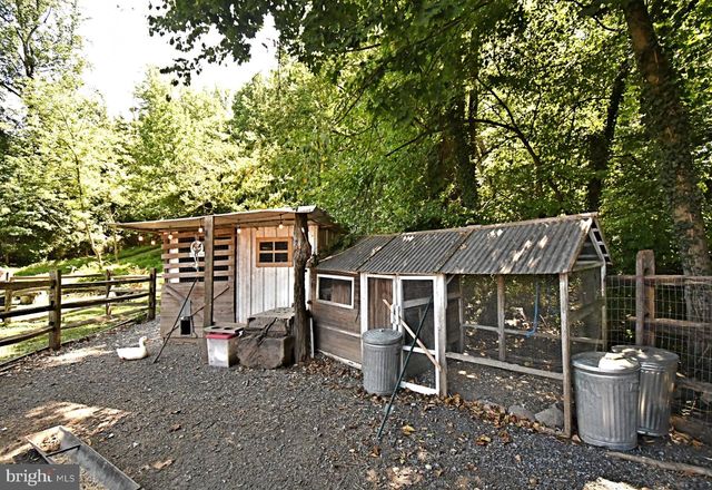 350 PRESTON RD, Wernersville, PA 19565
