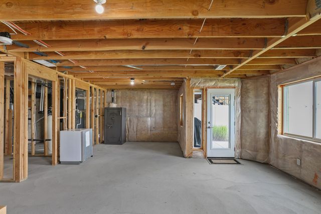 8553 N James Dr, Spokane, WA 99208