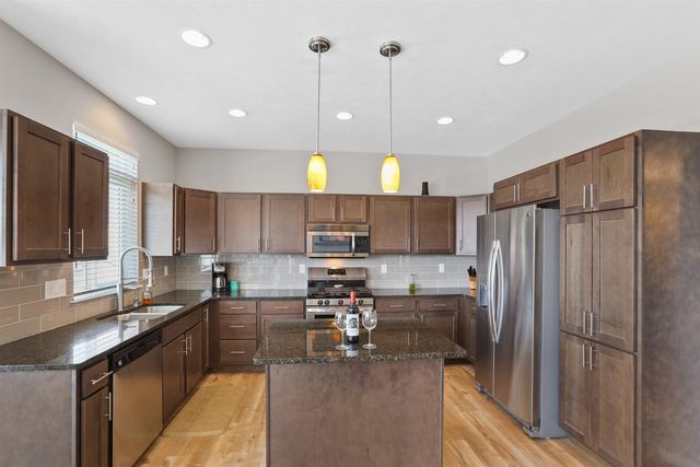 8553 N James Dr, Spokane, WA 99208