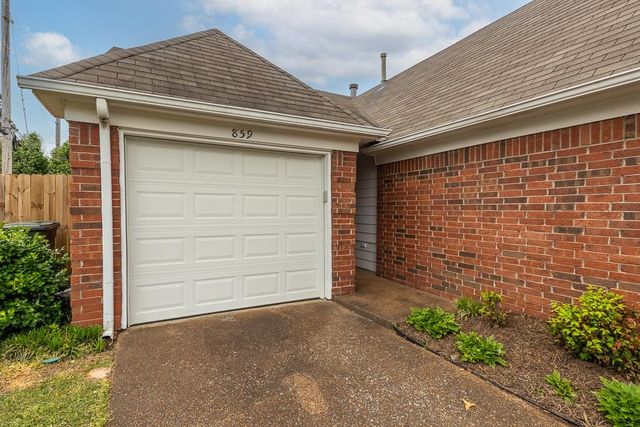 859 TIMBER TRACE DR, Memphis, TN 38018
