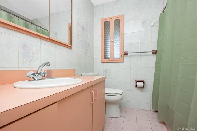 7-03 147 Street, Whitestone, NY 11357