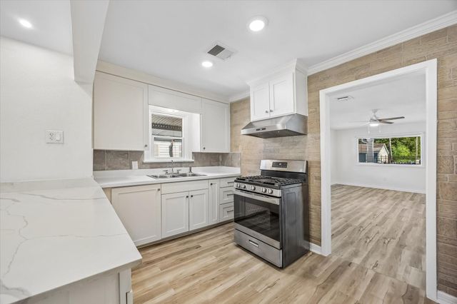 6813 Appleton Street, Houston, TX 77022