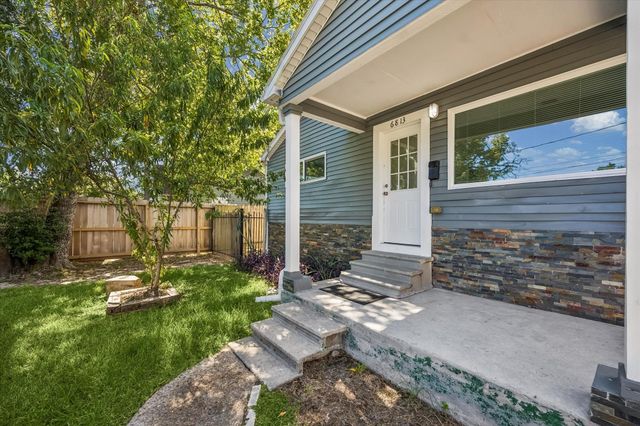 6813 Appleton Street, Houston, TX 77022