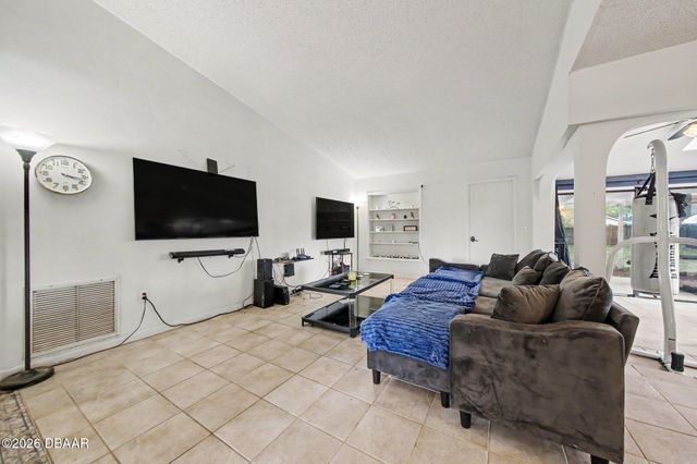2008 Houndslake Drive, Winter Park, FL 32792