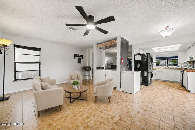 2008 Houndslake Drive, Winter Park, FL 32792
