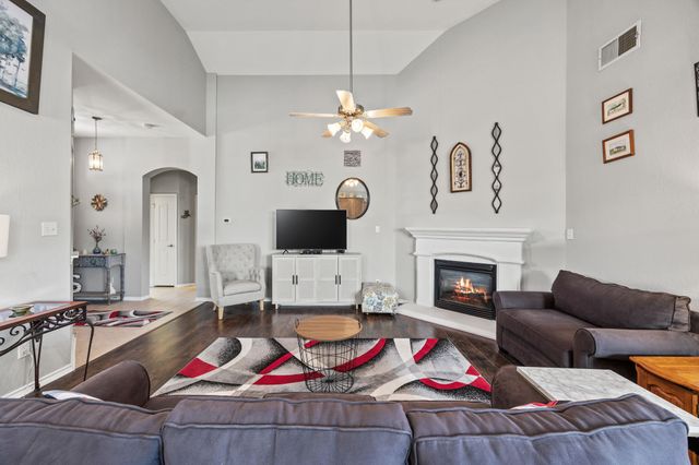 12717 Hannahsville Lane, Fort Worth, TX 76244