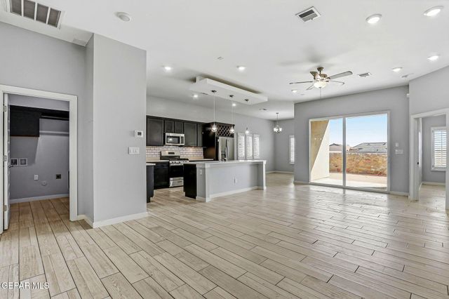 13110 EMERALD ISLE Street, El Paso, TX 79928