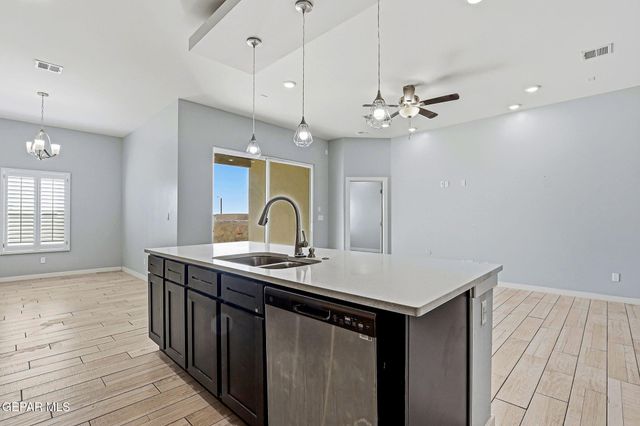 13110 EMERALD ISLE Street, El Paso, TX 79928