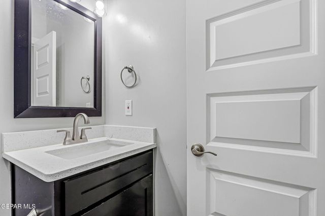 13110 EMERALD ISLE Street, El Paso, TX 79928