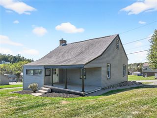 26 Fayette St, Cross Creek Twp, PA 15021