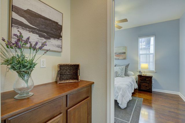 88 Talmont Cir, Roseville, CA 95678