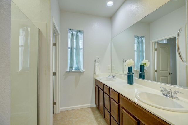 88 Talmont Cir, Roseville, CA 95678