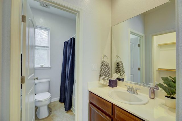 88 Talmont Cir, Roseville, CA 95678