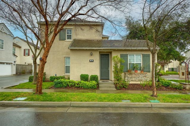 88 Talmont Cir, Roseville, CA 95678
