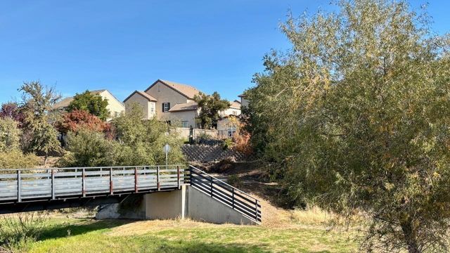 88 Talmont Cir, Roseville, CA 95678