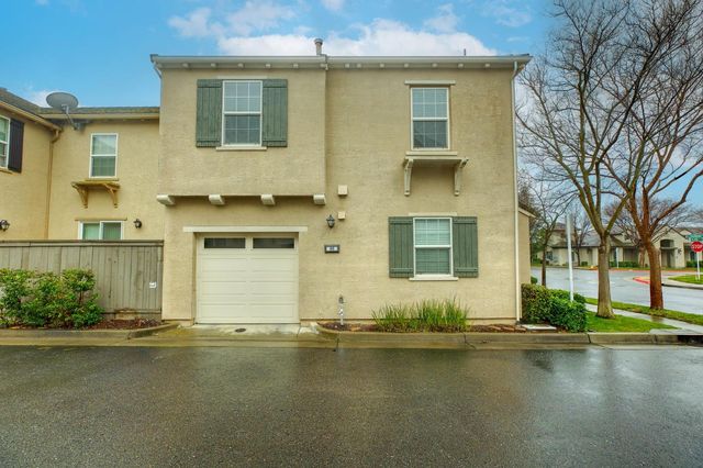 88 Talmont Cir, Roseville, CA 95678