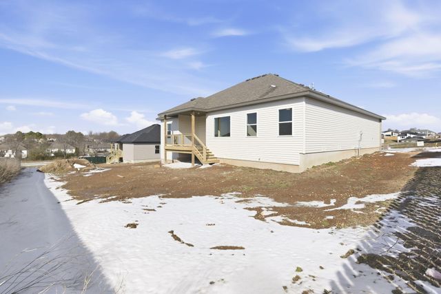 2620 W Webb Road, Ozark, MO 65721