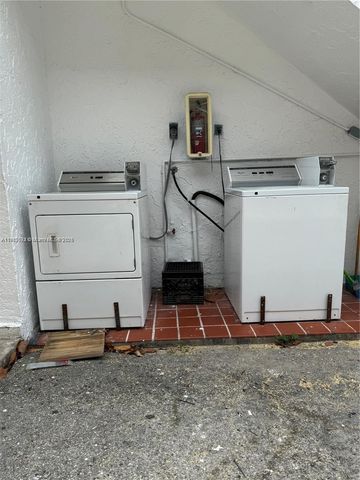 1927 NW 20th Ave 2, Miami, FL 33125