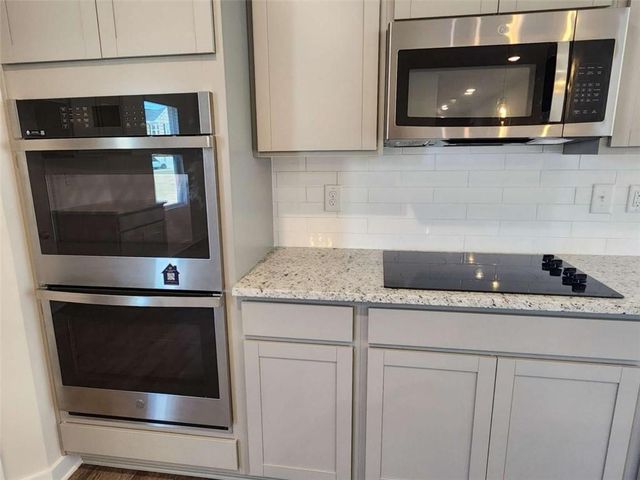 1405 Leafar Way, Mcdonough, GA 30253