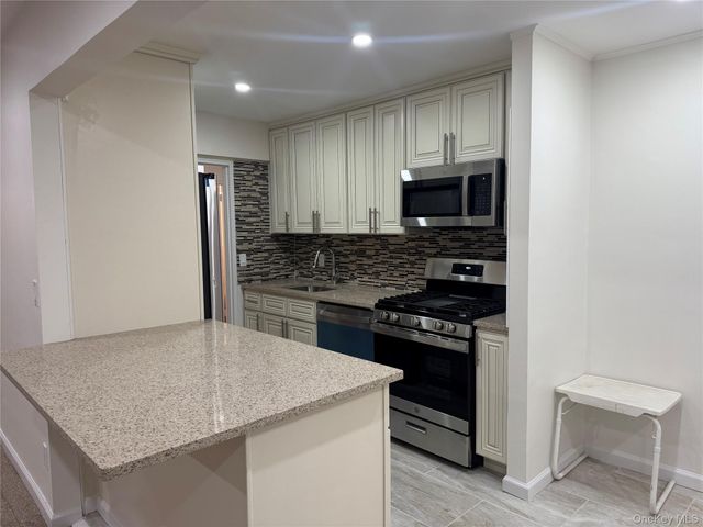 666 Shore Road, Long Beach, NY 11561