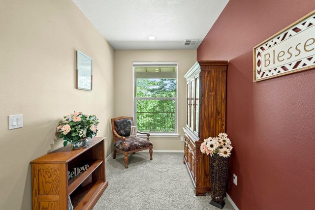 466 Three Pines Road, Grants Pass, OR 97526