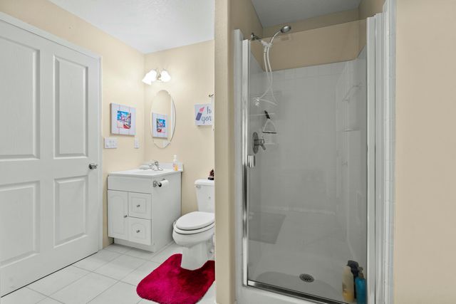 466 Three Pines Road, Grants Pass, OR 97526