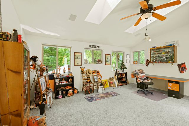 466 Three Pines Road, Grants Pass, OR 97526