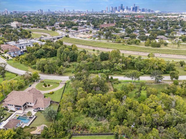 0 S Macgregor Way, Houston, TX 77021