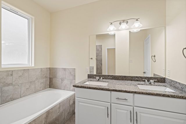 4947 Leamathew Street, Houston, TX 77045