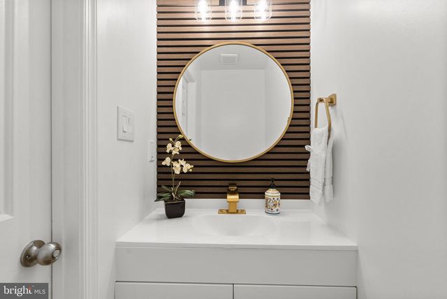 10637 CAMPUS WAY S, Upper Marlboro, MD 20774