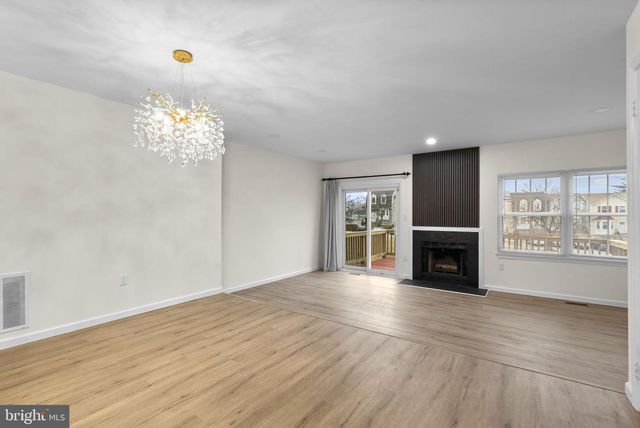 10637 CAMPUS WAY S, Upper Marlboro, MD 20774