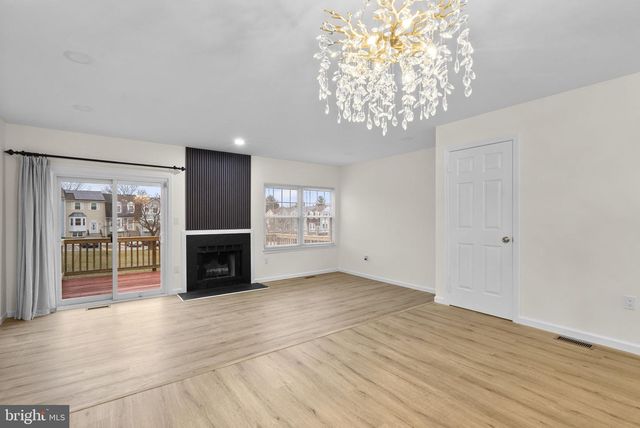 10637 CAMPUS WAY S, Upper Marlboro, MD 20774