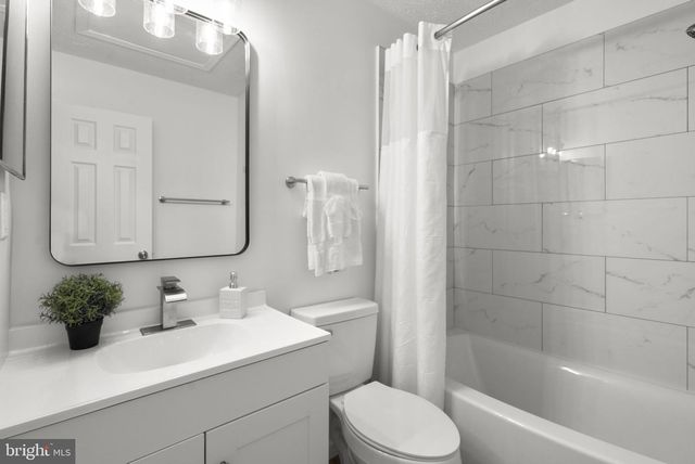 10637 CAMPUS WAY S, Upper Marlboro, MD 20774