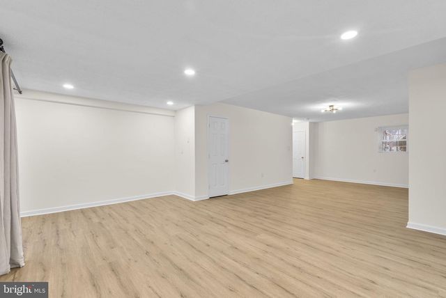 10637 CAMPUS WAY S, Upper Marlboro, MD 20774