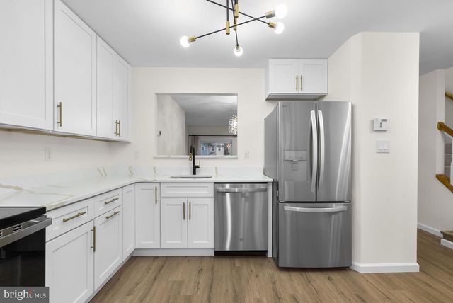 10637 CAMPUS WAY S, Upper Marlboro, MD 20774